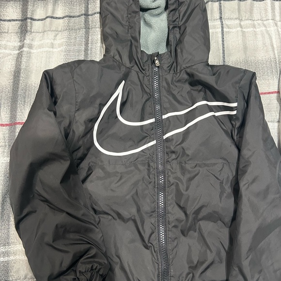 Nike Other - Nike Black and white Hooded coat